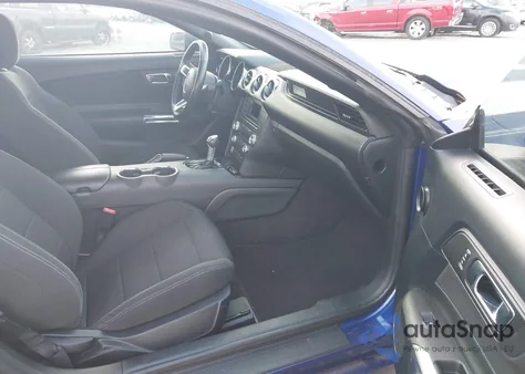 2015 Ford Mustang V6 из США, поврежденный, VIN 1FA6P8AM6F5411572